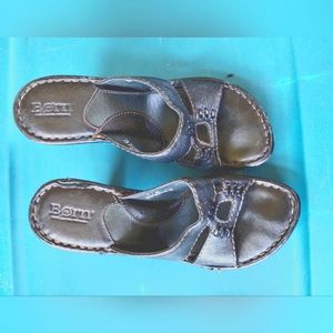 BORN Sandals 7/38 black with 4" heel